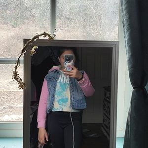 A cute Hello kitty jean jacket